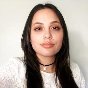 Meet your Posher, Carla